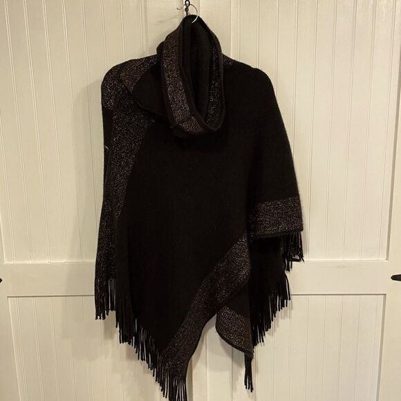 ABSOLUTELY beautiful black poncho with fringe OS - Picture 1 of 6